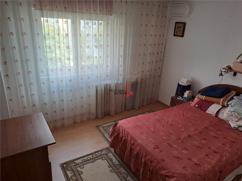 Dristor, Primarie Sect. 3, apartament 3 camere.